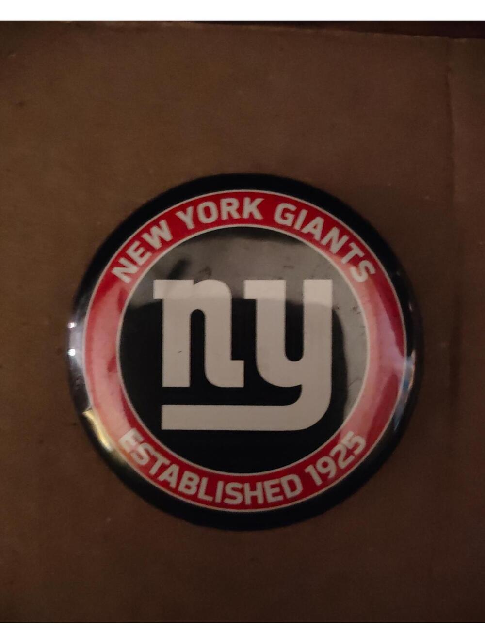 Collectible NFL Button pin - New York Giants